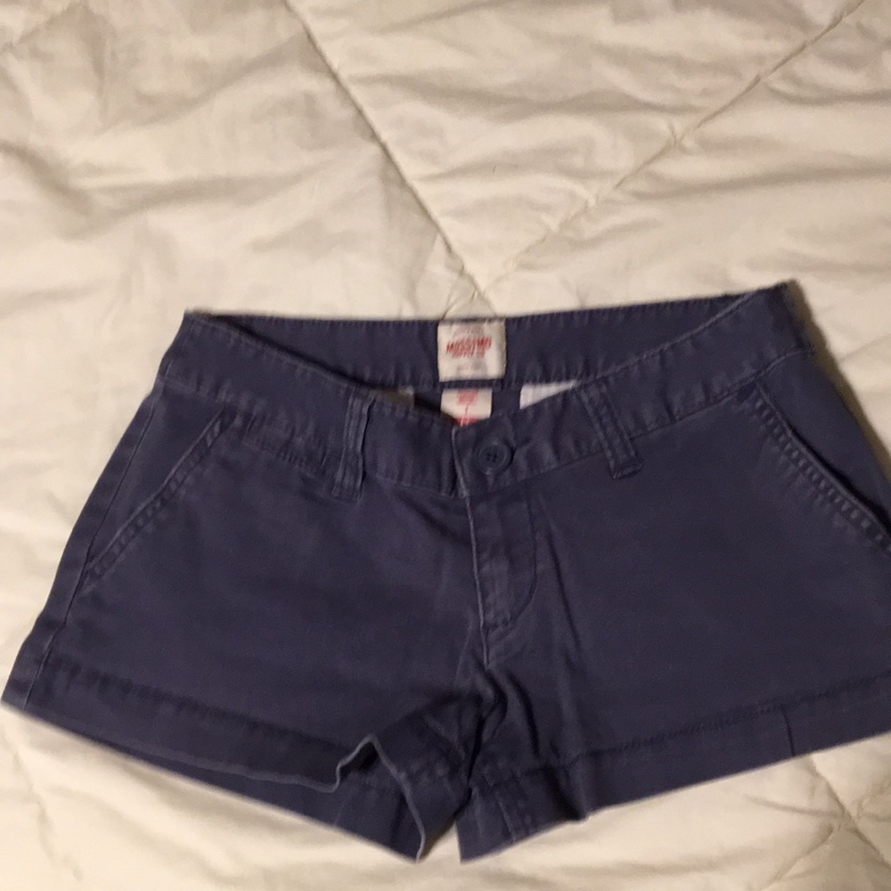 Short shorts